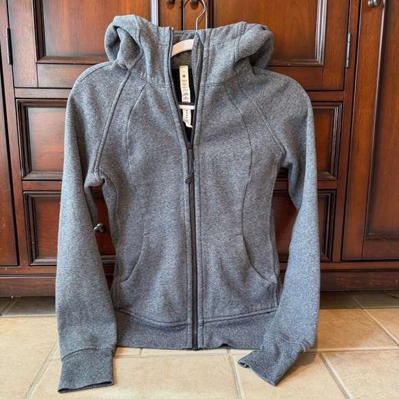 Lululemon Scuba Hoodie - Dark Heather Grey - Like New - Picture 1 of 6